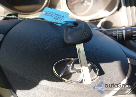 2014 Hyundai Veloster Base W/Black z USA, uszkodzony, nr VIN KMHTC6AD8EU190120